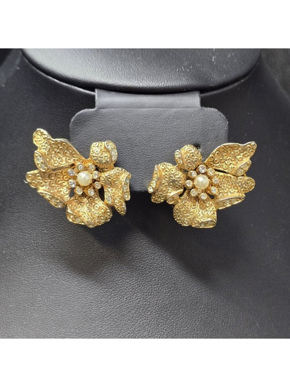 Hobe Freeform Stylized Orchid Clip Earrings Magnolia Blossom Rhinestones Gold